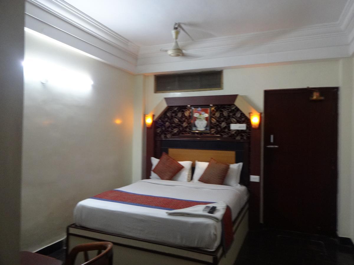 Hotel Duke Madurai Extérieur photo